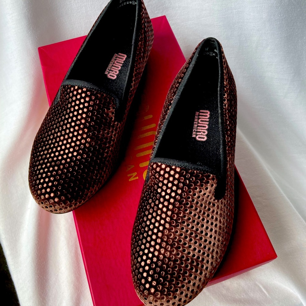 Munro Jerrie brown velvet shoes